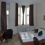 флора Private Seasons Apartmán